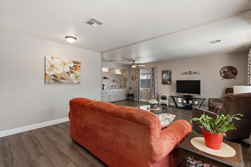 3535 Linda Vista Drive - photo 3