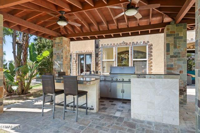 5492 Calarosa Ranch Road, Camarillo CA: https://media.crmls.org/mediaz/83de5a70-c1b6-4d6c-91ce-deae91bded06.jpg