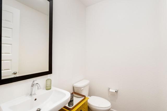 7038 Calistoga Lane, Dublin CA: https://media.crmls.org/mediaz/83df7f8e-3294-4176-a14d-33b7a731e93b.jpg