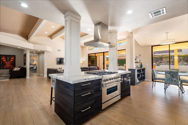 72815 Somera Road, Palm Desert CA: https://media.crmls.org/mediaz/83df84a6-1608-4688-84d3-86786c4fcd0f.jpg