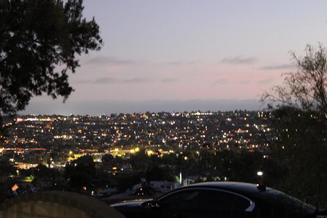 2163 Helix Street, Spring Valley CA: https://media.crmls.org/mediaz/83dfa82d-b342-4393-ac55-1158725171b2.jpg