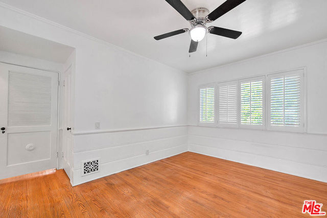 4090 Creed Avenue, Los Angeles CA: https://media.crmls.org/mediaz/83e04bf1-fdb7-48f7-9964-8741fe8b48ac.jpg