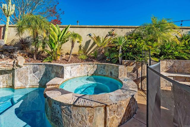 Detail Gallery Image 56 of 75 For 561 Chesterfield Cir, San Marcos,  CA 92069 - 4 Beds | 3 Baths