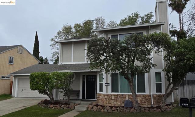 5338 Sunrise Meadows Ln, Oakley CA: https://media.crmls.org/mediaz/83e2b8b3-9c44-4fce-8a4d-3fba3fda6395.jpg