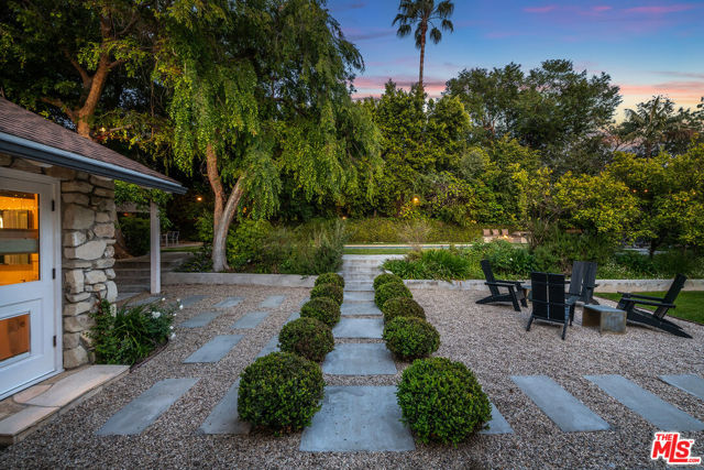 Drew Fenton | 422 Parkwood Drive Los Angeles CA | MLS: 7209274