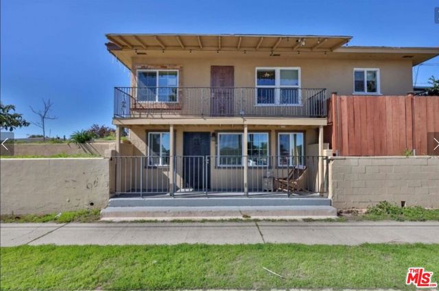 Image 26 of 47 For 3996 Teak Street