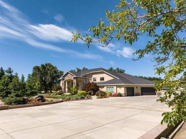2165 W Biggs Gridley Road, Gridley CA: https://media.crmls.org/mediaz/83e47563-2ae1-413a-9250-2b26322a0cea.jpg