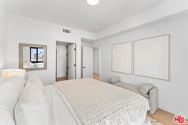 904 South New Hampshire Avenue, 310 photo 18