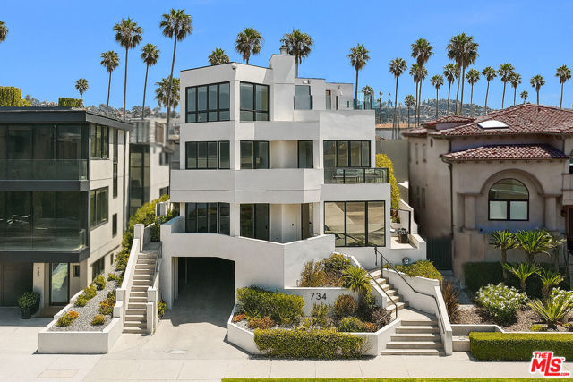734 Esplanade, Redondo Beach, California 90277, 2 Bedrooms Bedrooms, ,2 BathroomsBathrooms,Residential,For Sale,Esplanade,25559139