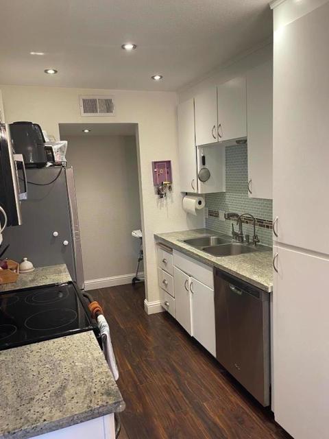 303 Tradewinds Drive, San Jose CA: https://media.crmls.org/mediaz/83e5ae2a-1397-4fc4-8d0b-17ef13212f93.jpg