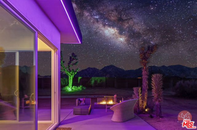 5256 William S Hart Road, Pioneertown CA: https://media.crmls.org/mediaz/83e62d42-80a1-4e57-84d9-4302b59b52fe.jpg