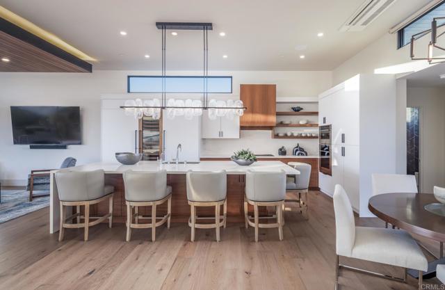 5170 Carlsbad Boulevard, Carlsbad CA: https://media.crmls.org/mediaz/83e646a0-b4ab-4720-b8d5-f4f079df737c.jpg