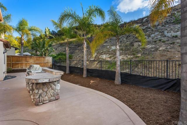 Detail Gallery Image 39 of 57 For 564 via Del Caballo, San Marcos,  CA 92078 - 4 Beds | 3 Baths