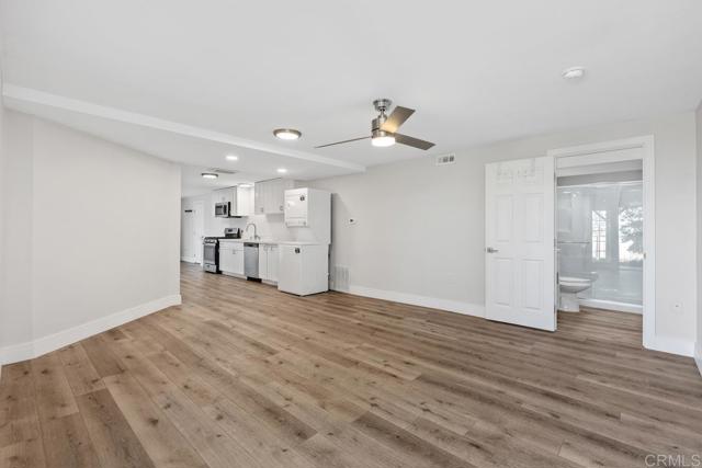 Detail Gallery Image 3 of 17 For 1136 Montura Rd #GUEST HOME,  San Marcos,  CA 92078 - 2 Beds | 3 Baths