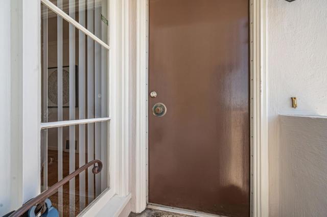 319 Sweeny Street, San Francisco CA: https://media.crmls.org/mediaz/83e82de4-72df-435a-9c84-e07fcefcc3ef.jpg