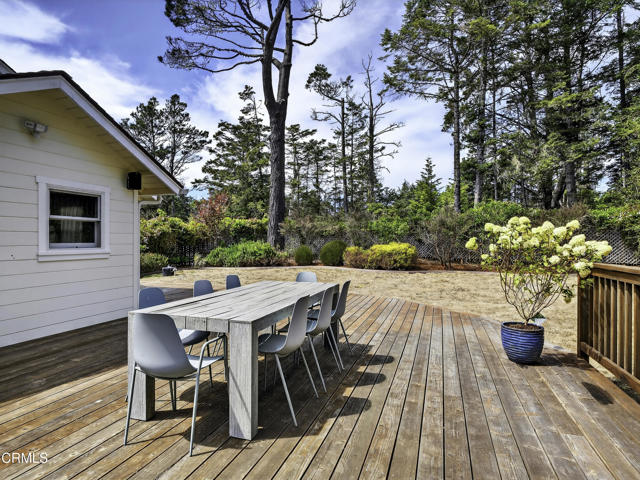 Detail Gallery Image 27 of 39 For 10392 Hills Rd, Mendocino,  CA 95460 - 2 Beds | 1 Baths