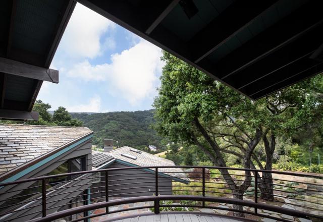 12008 Emerald Hill Lane, Los Altos Hills CA: https://media.crmls.org/mediaz/83ea8d78-7805-44a9-b93a-5bd8c4d54e76.jpg