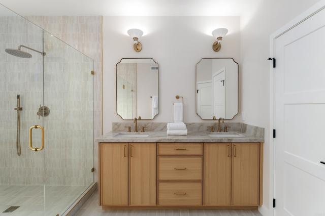 Detail Gallery Image 27 of 46 For 14004 Calle Venecia, San Diego,  CA 92130 - 4 Beds | 2/1 Baths