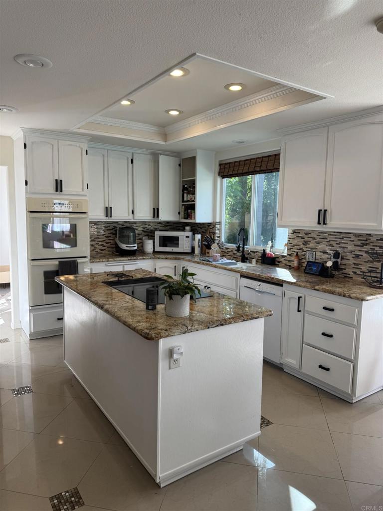 7009 El Fuerte Street - photo 8