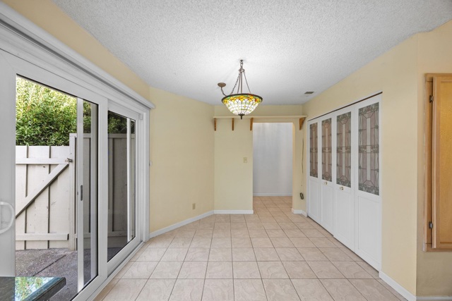 34203 Petard Ter, Fremont CA: https://media.crmls.org/mediaz/83ee57ad-aec1-47d2-a5a7-d692f1fba341.jpg