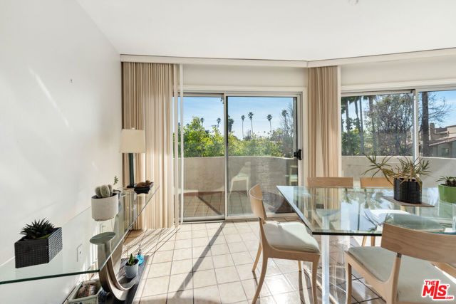 Drew Fenton | 836 S Bundy Drive Los Angeles CA | MLS: 7113379