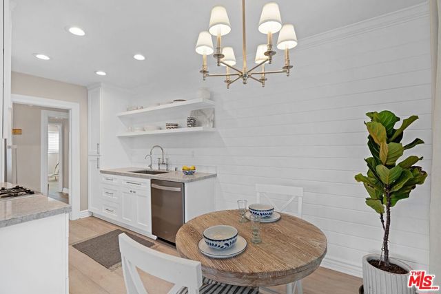 1024 5th Street, 6 photo 8