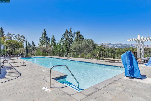 620 Norris Canyon Terrace, San Ramon, California 94583, 2 Bedrooms Bedrooms, ,2 BathroomsBathrooms,Condominium,For Sale,Norris Canyon Terrace,41063813