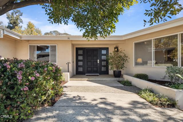 262 Crestwood Avenue, Ventura CA: https://media.crmls.org/mediaz/83f07c8b-36c1-437c-946e-fe5de822ab90.jpg