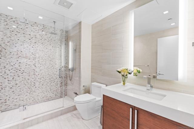 888 W E Street, San Diego CA: https://media.crmls.org/mediaz/83f0aa2c-95ba-4eb1-aaa5-f40e56893c22.jpg
