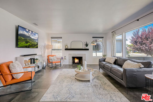 12024 BEATRICE Street photo 6