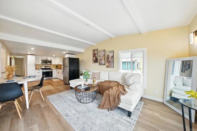 Detail Gallery Image 1 of 1 For 444 Anita St Spc 9,  Chula Vista,  CA 91911 - 2 Beds | 1 Baths