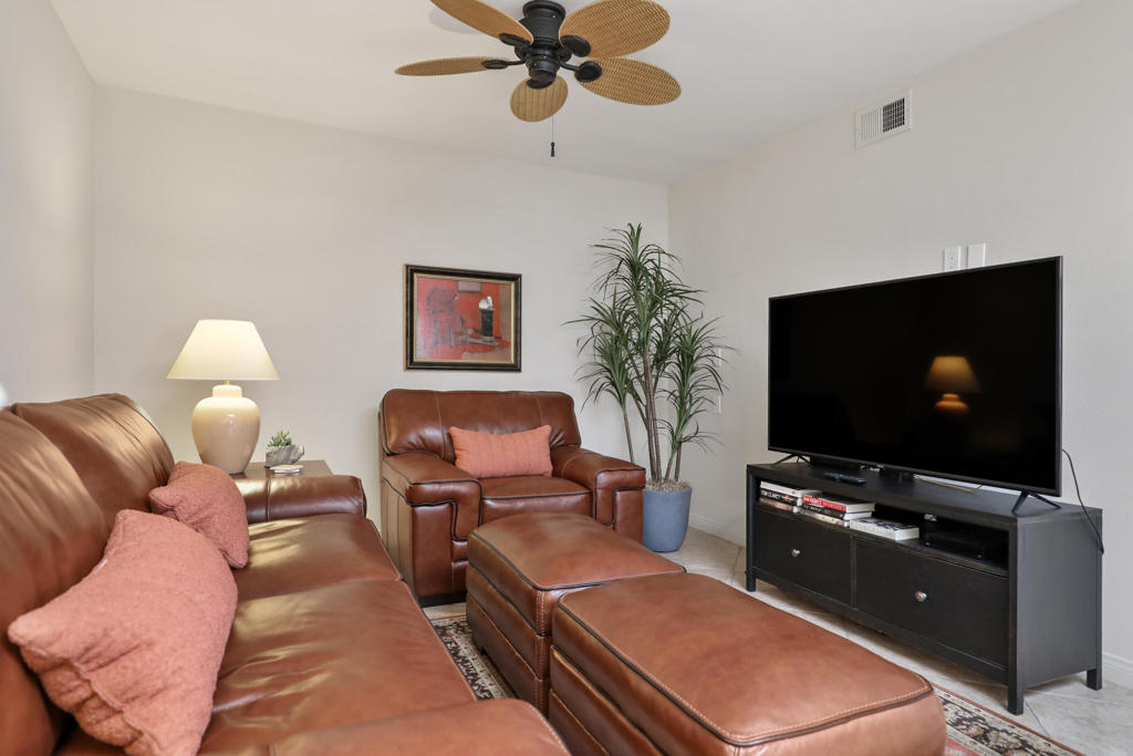 89 La Ronda Drive