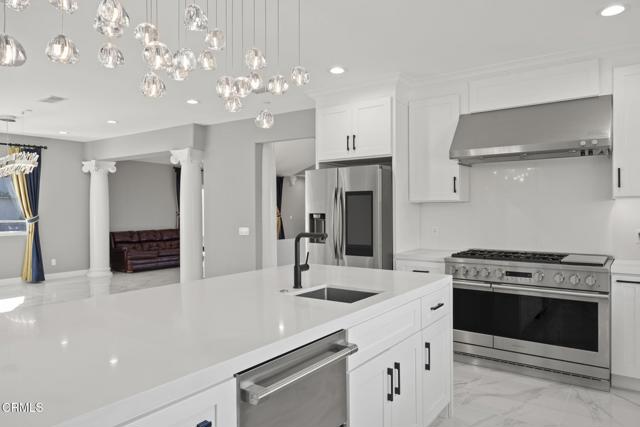 40 Saddlebow Road, Bell Canyon CA: https://media.crmls.org/mediaz/83f24a05-afca-4aa5-ace5-2c98a637cda7.jpg
