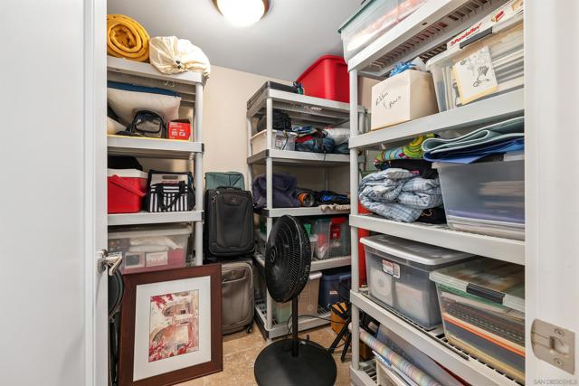 4336 Hill St, San Diego CA: https://media.crmls.org/mediaz/83f48362-bbe4-4b01-a86b-934574c43d63.jpg