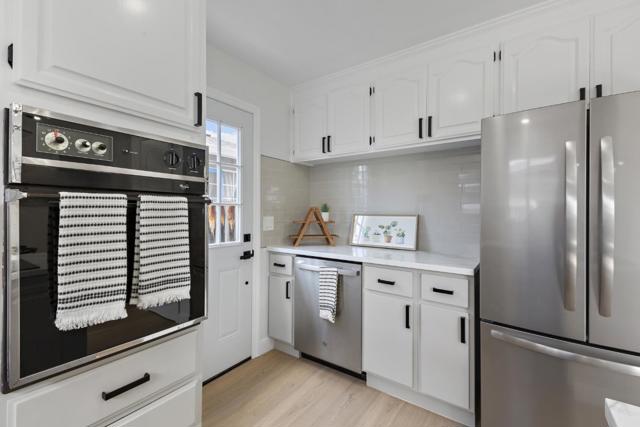 1664 Berrywood Drive, San Jose CA: https://media.crmls.org/mediaz/83f4ac88-4362-4699-b2fe-356f2814603d.jpg