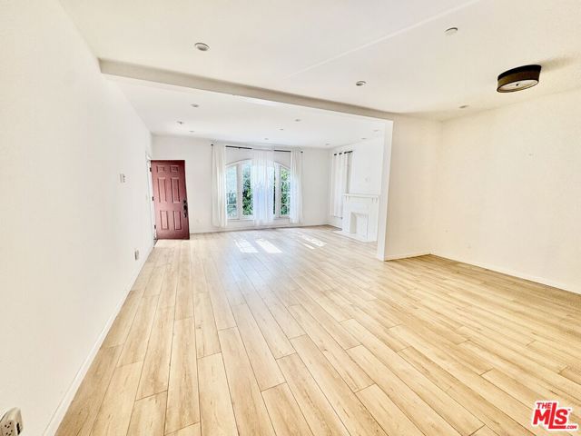 404 N Gardner, Los Angeles CA: https://media.crmls.org/mediaz/83f5b46e-967d-474f-af89-2be1435e40af.jpg