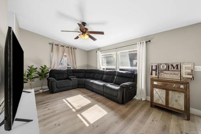 402 63Rd Street, San Diego CA: https://media.crmls.org/mediaz/83f64171-09b4-492f-ba33-ef14af55c7ef.jpg