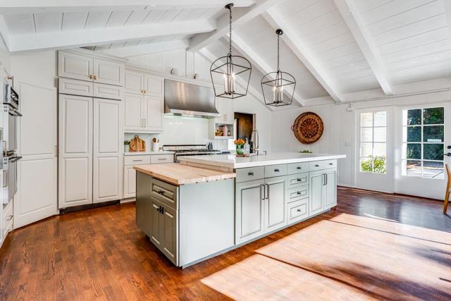 25984 N Mesa Drive, Carmel CA: https://media.crmls.org/mediaz/83f6d54c-51fa-4f70-a507-c8d06ac7bead.jpg