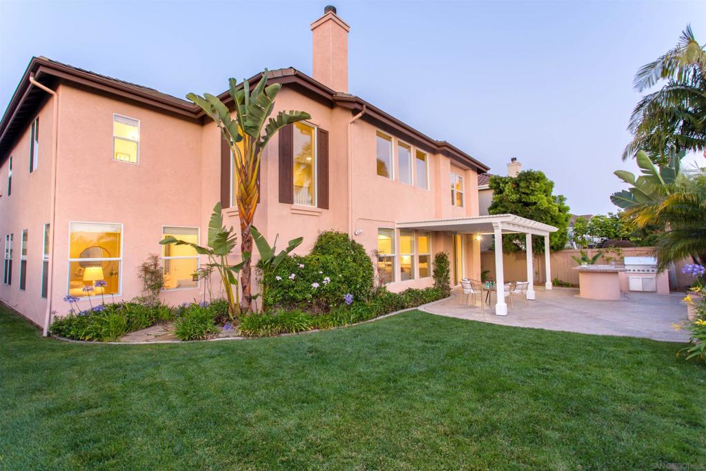 MLS #250032251SD img 9