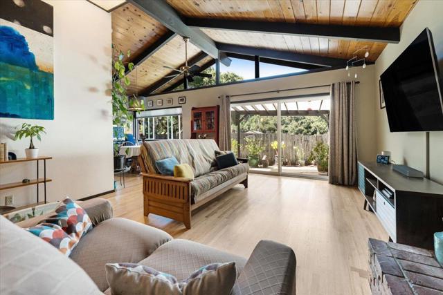 185 Woodston Way, Ben Lomond CA: https://media.crmls.org/mediaz/83fa58a8-3cb7-4ad3-9db5-1ceddebce3be.jpg