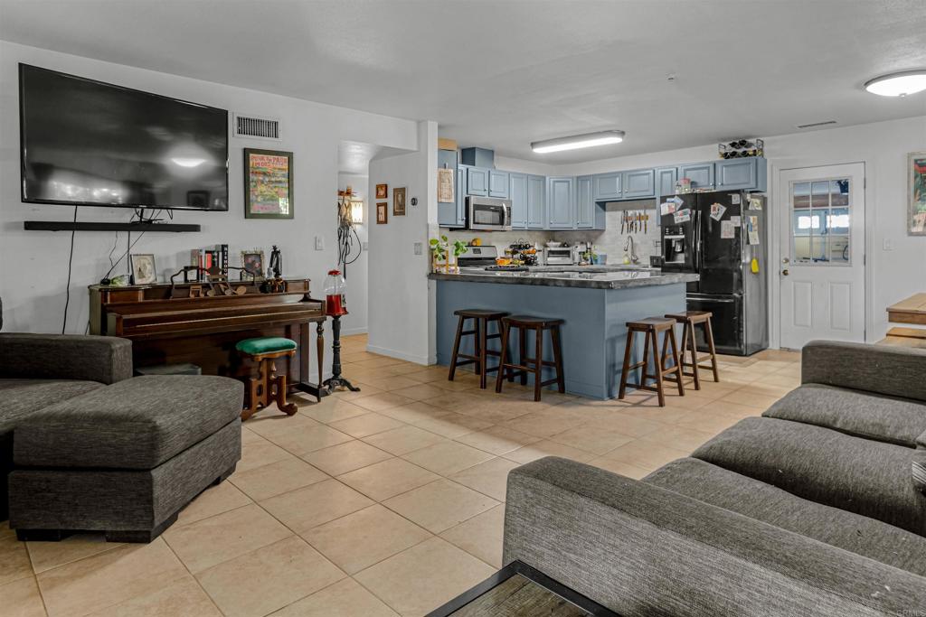 128 Frontier Drive - photo 9