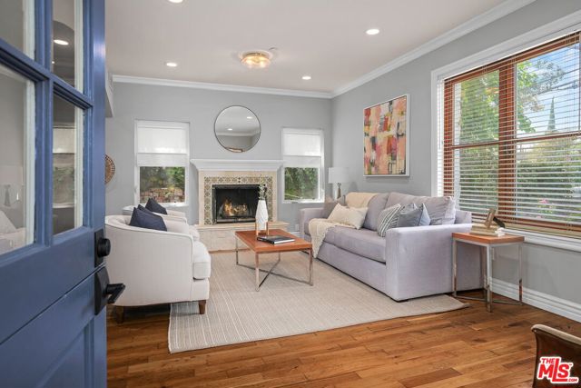 2818 Pearl Street photo 3