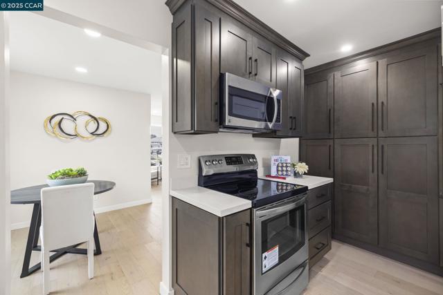 3064 Baywood Ln, San Pablo CA: https://media.crmls.org/mediaz/83fe2473-6d0a-4f80-83d1-3224616d092e.jpg