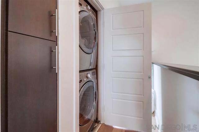 7824 Inception Way, San Diego CA: https://media.crmls.org/mediaz/83fed06a-1f9c-460f-b4ff-6e11e0b9c8de.jpg