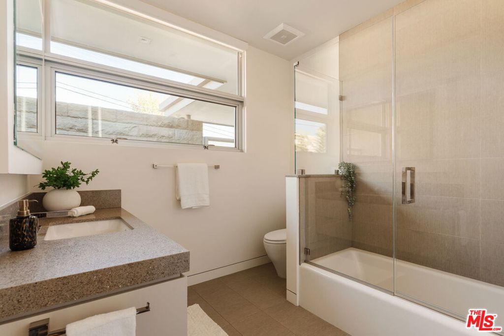 MLS #26875921 image #33