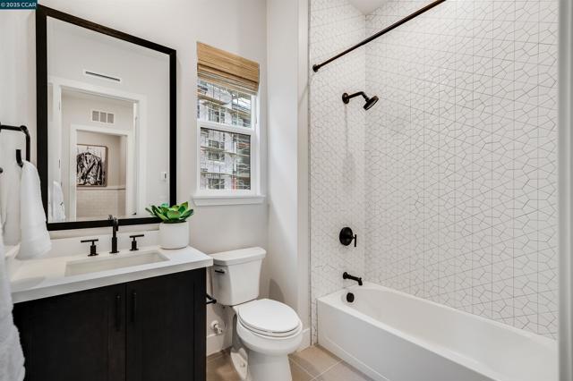 202 Stone Pine Terraces, Sunnyvale CA: https://media.crmls.org/mediaz/83ffb886-4151-4f37-8df2-dfc660c2655d.jpg