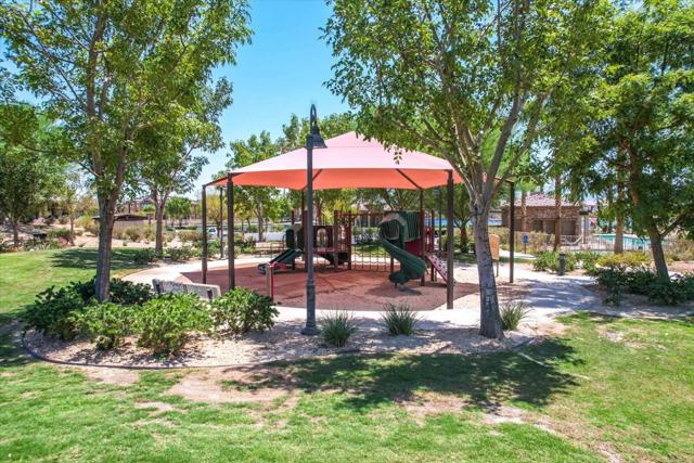 Image 47 of 48 For 84186 Canzone Drive