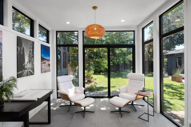 137 30th Avenue, San Mateo CA: https://media.crmls.org/mediaz/84012282-b7cc-4a9d-97e9-e5fcc425f049.jpg