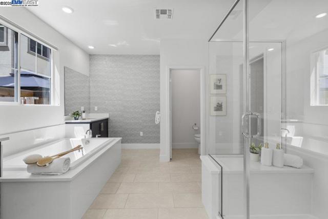 8918 Rudder Way, Newark CA: https://media.crmls.org/mediaz/8402a29d-594b-4216-b975-2e0a5ee03b1c.jpg