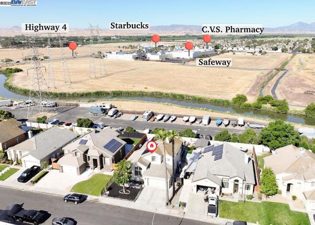 2218 Newport Ct., Discovery Bay CA: https://media.crmls.org/mediaz/8402a324-c74f-4be3-a983-369b6dcbc4dc.jpg